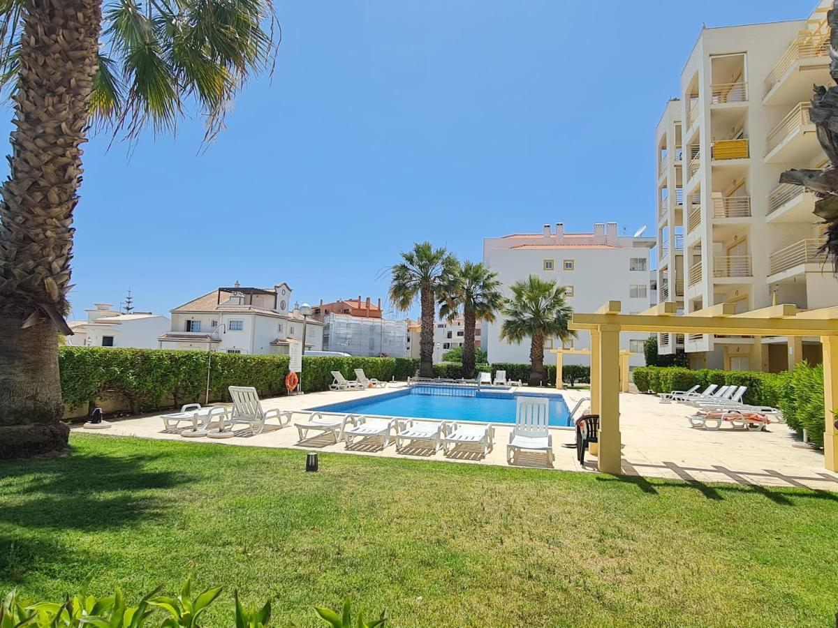 Mar A Vista Apartment Albufeira Luaran gambar